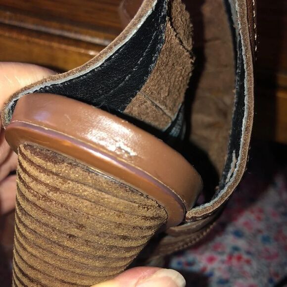 Trouve’ Brown Leather Uppers Stacked Heels Peep Toe Booties Size 6 - Picture 9 of 10